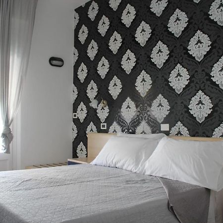 Hotel Mora Rimini Luaran gambar